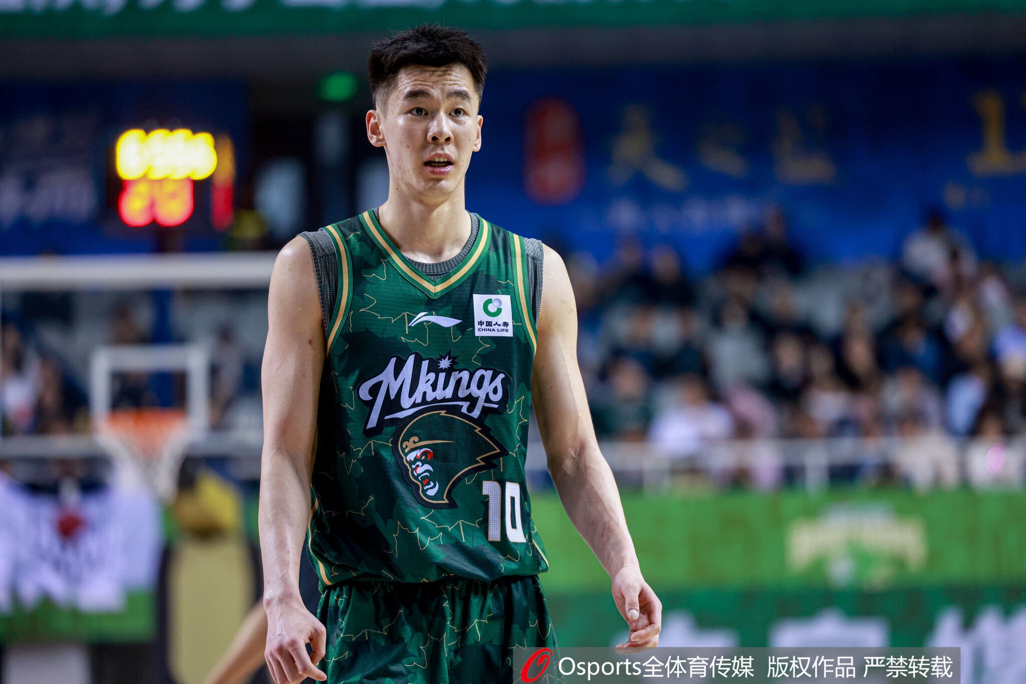 MK体育-媒体人：如果郭昊文被报名为后场球员 至少会是最佳二阵